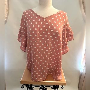 Dusty pink with white polka dots Shein blouse in Size 1X. Double ruffle arms.